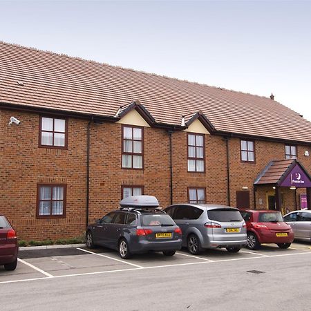 Premier Inn Crewe Central Exterior photo